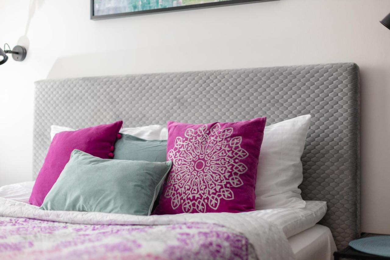 ורשה Wincentego Colorful Apartment מראה חיצוני תמונה