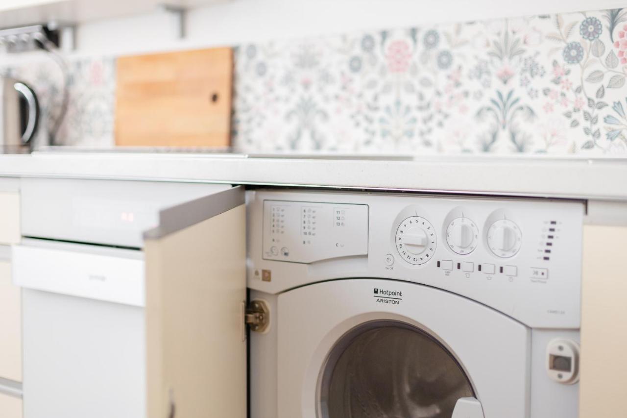 ורשה Wincentego Colorful Apartment מראה חיצוני תמונה