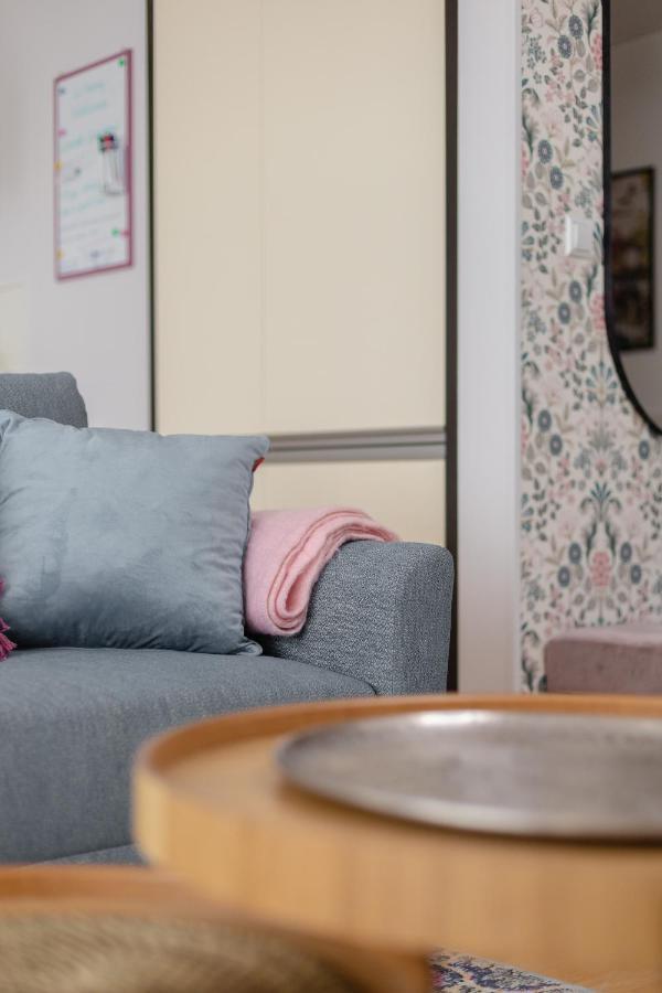 ורשה Wincentego Colorful Apartment מראה חיצוני תמונה