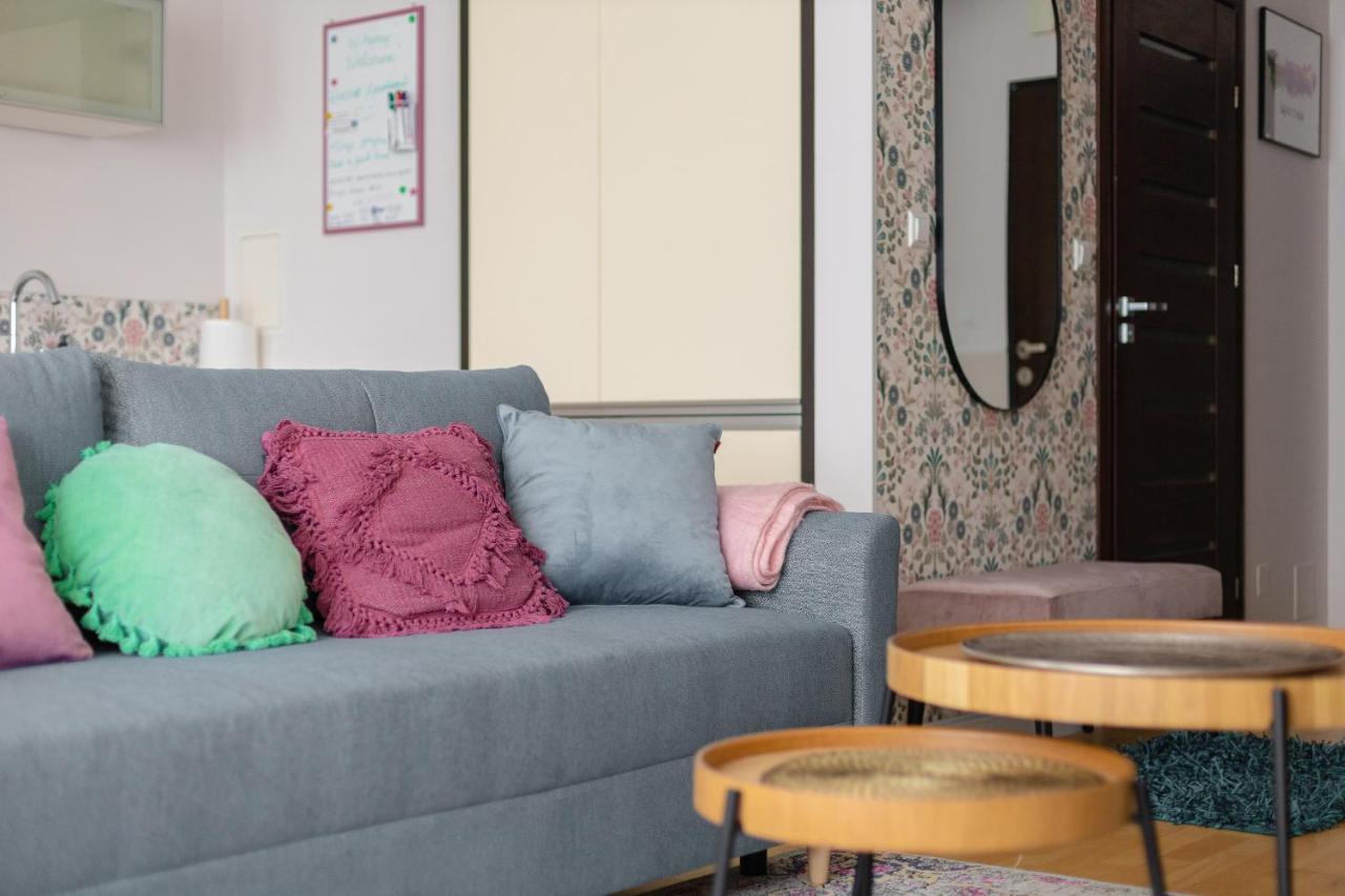 ורשה Wincentego Colorful Apartment מראה חיצוני תמונה