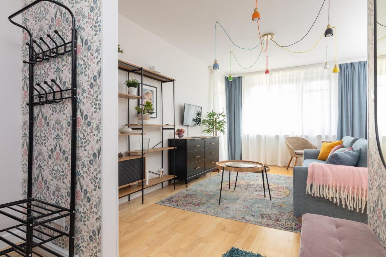 ורשה Wincentego Colorful Apartment מראה חיצוני תמונה